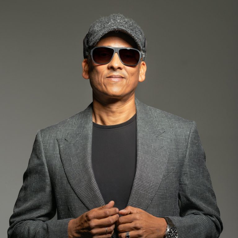 Startseite 1 C gross Xavier Naidoo